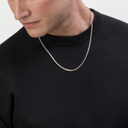 [badge: Model wears 22"]
